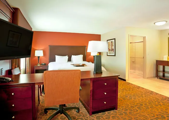 Hampton & Worth-west-i-30 Hotel 3*