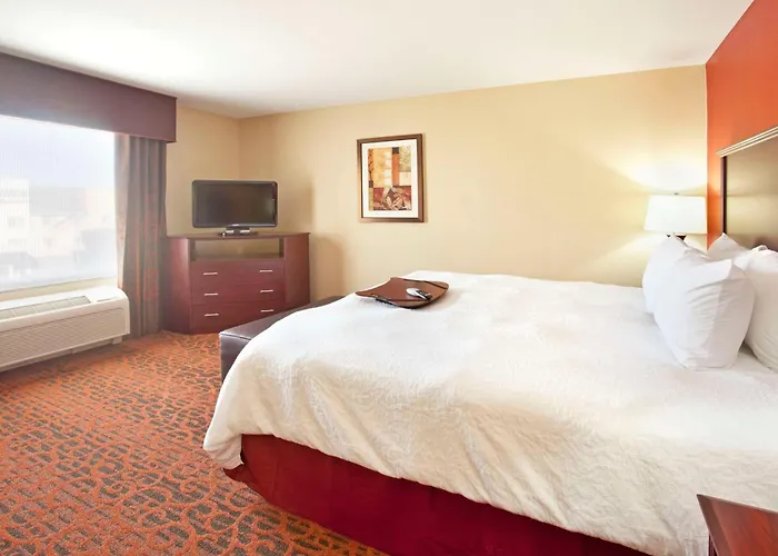 Hampton & Worth-west-i-30 Hotel