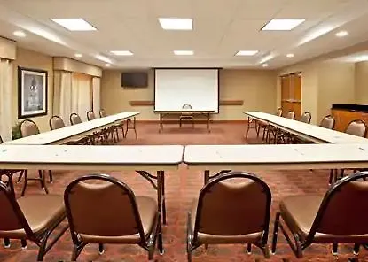 Hampton & Worth-west-i-30 Hotel 3*